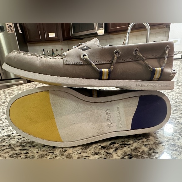Sperry Top Sider Boat Shoes - Picture 9 of 9
